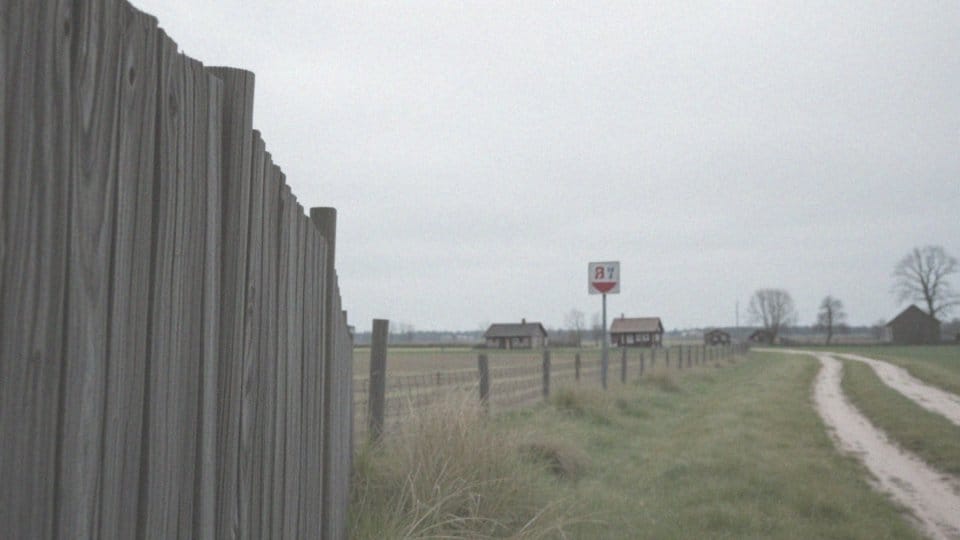 Jaką rolę w zgłaszaniu nielegalnych wylewań szamba odgrywają lokalne władze?